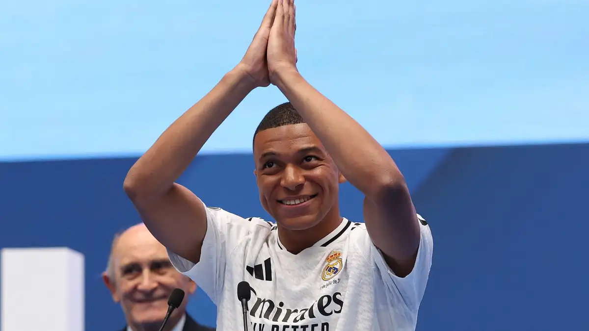 Real Madrid Welcomes Mbappé: A New Era Begins at the Bernabéu