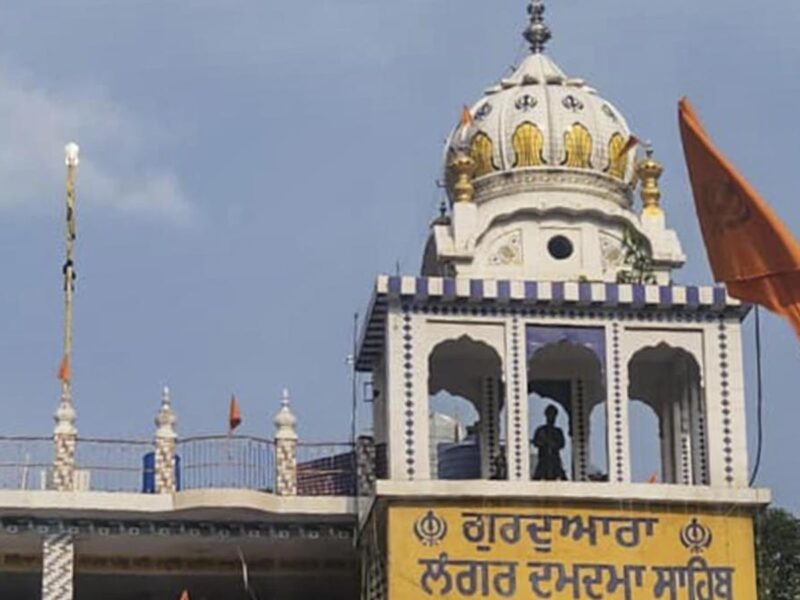 रुद्रप्रयाग गुरुद्वारा स्टैंडऑफ खत्म, निहंग सिख शांतिपूर्वक नीचे उतरे