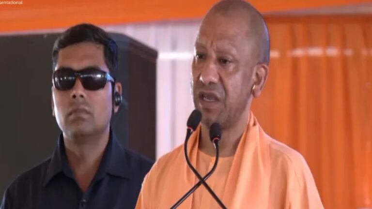 योगी आदित्यनाथ का बेंगलुरु दौरा, गूगल से तकनीकी सहयोग पर चर्चा