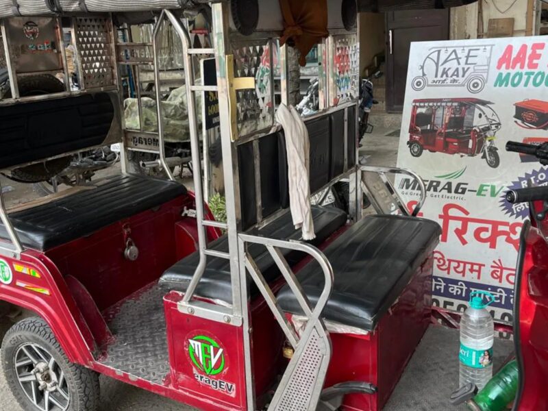चीनी BAT-BMS ऐप से चलती ई-रिक्शा बंद करने के वीडियो वायरल, दिल्ली सरकार व MeitY की जांच