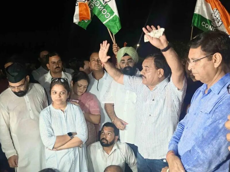 देहरादून परेड ग्राउंड की अनुमति रद्द, राहुल का कार्यक्रम बन्नू स्कूल मैदान शिफ्ट