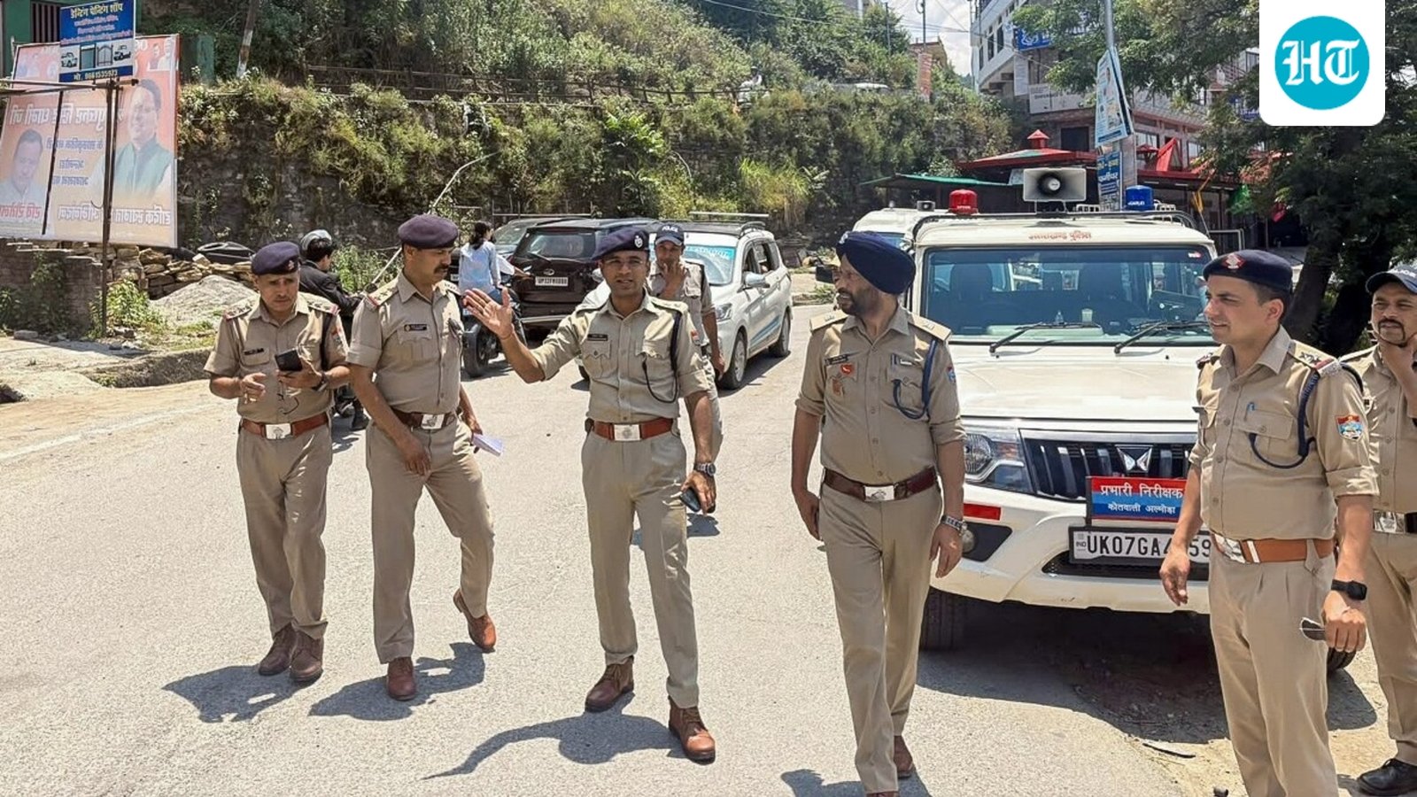 यूटीयू पेपर लीक पर विपक्ष का हमला: सहायक प्रोफेसर गिरफ्तार, मंत्री के इस्तीफे की मांग