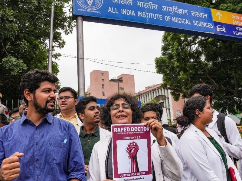 11,403 पदों पर स्नातक पास भर्ती: IBPS क्लर्क के लिए 28 अगस्त से पहले करें आवेदन