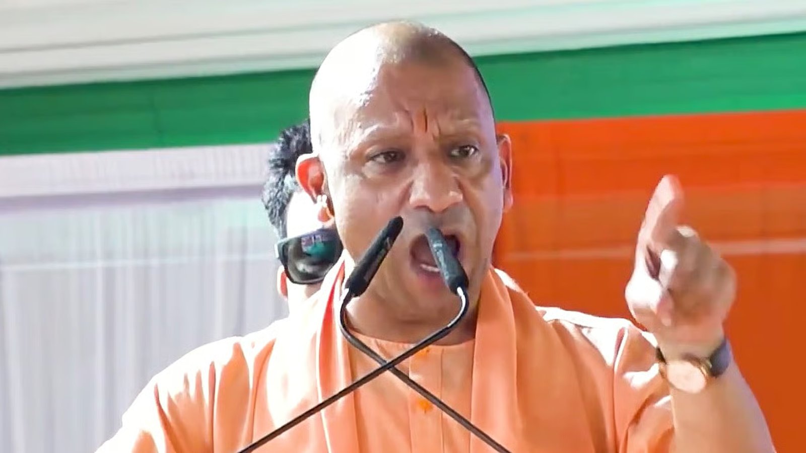 यूपी: योगी सरकार के एंटी भू-माफिया अभियान में 2.08 लाख एकड़ जमीन कब्जामुक्त, 99% शिकायतें हल